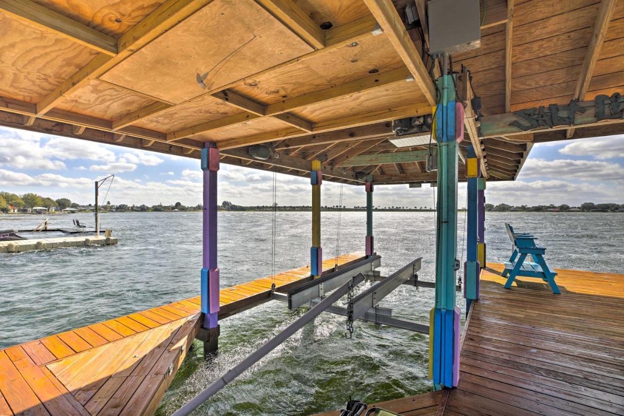 Waterfront Lake Placid Home With Dock And Fire Pit Exterior foto